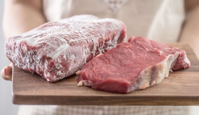 Dezghetare Carne Congelata